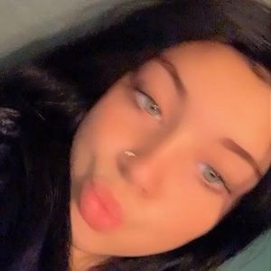 Meet your Posher, Addison